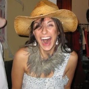 Meet your Posher, Elizabeth